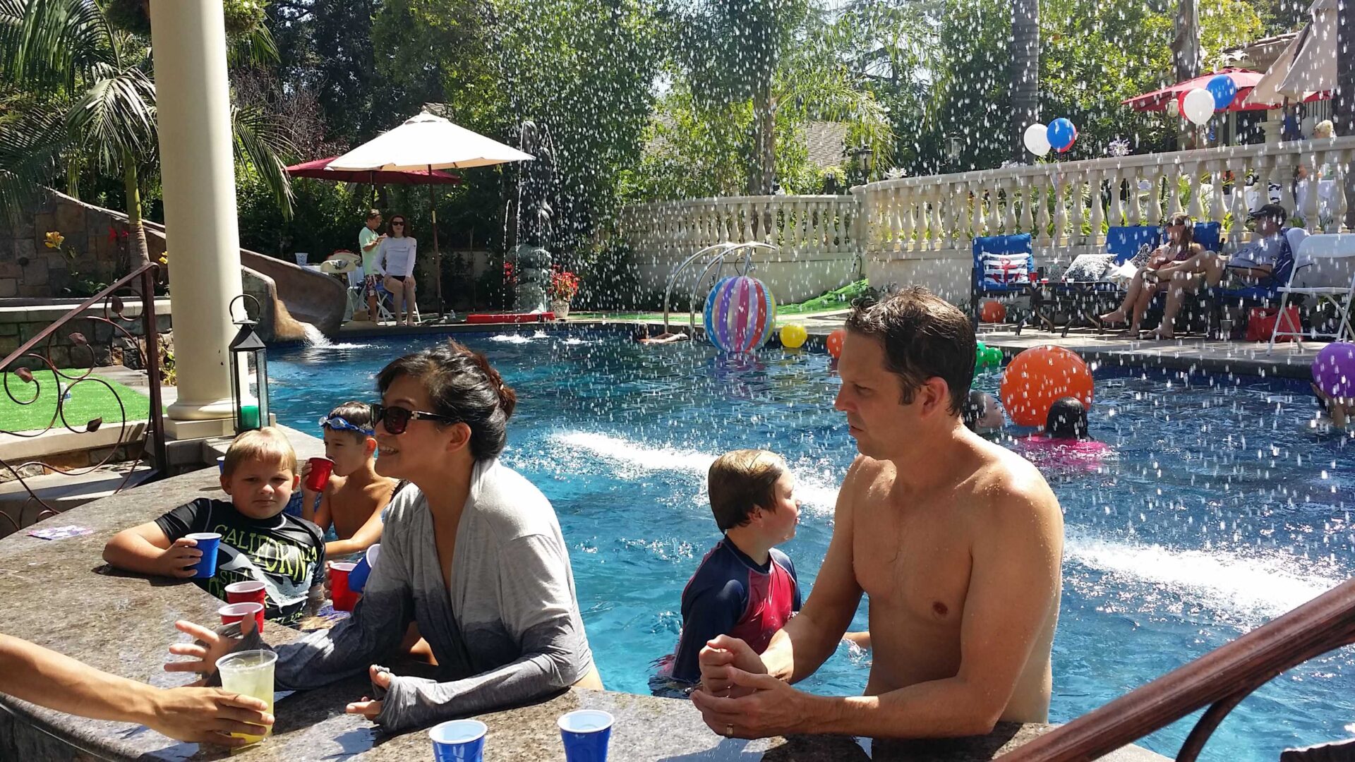 La Canada Swimming Pool Bar