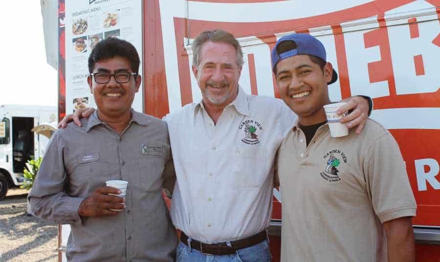 Esteban,Mark,andStevenhangingoutinfrontofthefoodtruckduringtheAwardsceremony